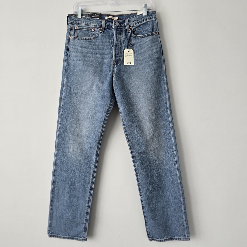 Levi's Wedgie Straight High Rise Jeans 30 Light Wash Premium NWT